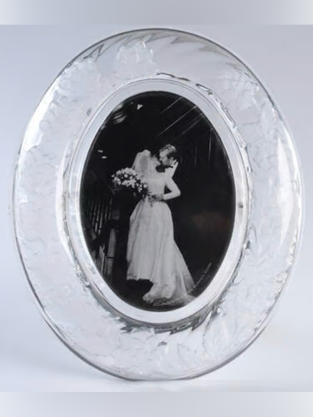 Oval Glass Picture Frame with Floral Motif - Clear